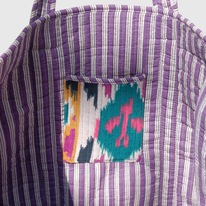 Sac fourre-tout en toile à panneaux de style bohème avec motif Ikat, ouverture supérieure, idéal pour le shopping en toutes saisons - Product Image 3