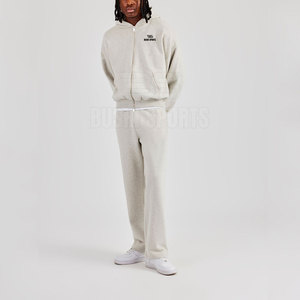 Chándal de corte holgado premium, estilo relajado, diseñado para la comodidad diaria y el estilo urbano moderno. - Product Image 3