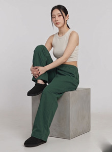 Pantalon polaire d'hiver pour femme, coupe ample, grande taille, respirant, coupe-vent, taille élastique, polyester et coton, style streetwear - Product Image 4