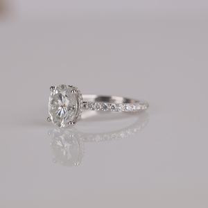 Anillo Solitario Clásico con Halo de Diamantes de Corte Ovalado de 2.01CT, Cultivado en Laboratorio, con Oro Blanco de 14K, para Boda, Compromiso, Regalo - Product Image 4