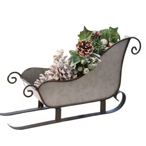 Traîneau de Noël en bois naturel pour usage intérieur, support décoratif de table pour bonbons et chocolats, chariot de Père Noël tendance - Product Image 3
