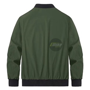 Chaqueta bomber verde sólida para hombre, informal, con cremallera, cuello redondo, con bolsillos frontales, chaqueta varsity personalizada de alta calidad para hombre, para invierno. - Product Image 4