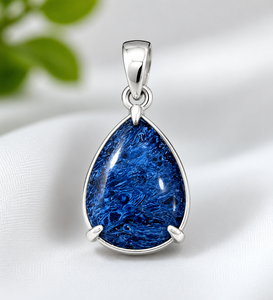 Pendentif artisanal en pietersite bleue Ha Gems avec chaîne serpent en argent allemand, style minimaliste, modèle anniversaire, Pietersite 558 - Product Image 1