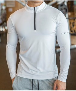 Fabricant de T-shirts d'entraînement de compression personnalisés pour hommes – Vêtements de sport et fitness en polyester et élasthanne de qualité supérieure, marque privée, logo personnalisé, vente en gros - Product Image 1