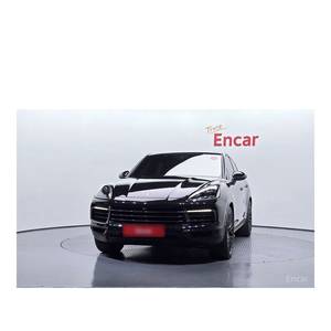 Porsche Cayenne 3.0 Coupé 2024, 70 341 km, Boîte Automatique, Sièges en Cuir, Volant à Gauche avec Caméra Arrière - Product Image 3