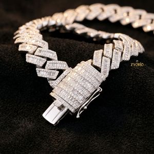 สร้อยคอฮิปฮอปแบบ Cuban Link ทอง 14K ประดับเพชรทรงบาแกตต์ VVS มอยส์ซาไนต์ - Product Image 3
