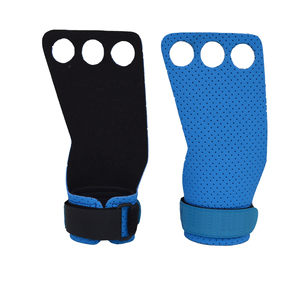 Poignées de gymnastique respirantes en cuir carbone Wellshow Sport, 3 trous, bandes de maintien pour les poignets, protection des mains pour l'entraînement de force et la musculation - Product Image 6