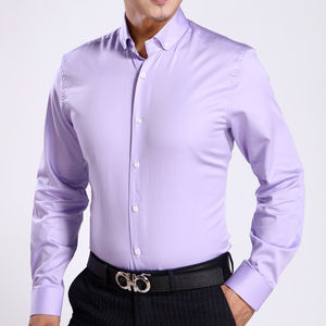 Camisa de vestir clásica para hombre, de corte ajustado y cómodo, con textura suave, para uso formal y diario. - Product Image 1