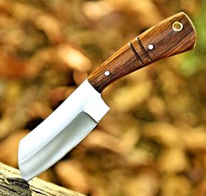 Cuchillo de vaquero forjado a mano de acero al carbono, con filo biselado, personalizado OEM, hoja fija de espiga completa, mango de palisandro y funda de cuero. - Product Image 3