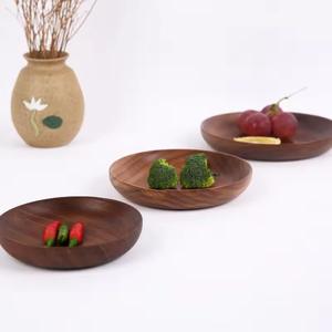 Assiette de service ronde en bois massif de noyer écologique pour fruits et collations - Product Image 6