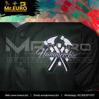 Maillot de baseball noir personnalisé à manches courtes, col en V, fermeture boutonnée, impression sublimée, polyester respirant, séchage rapide, unisexe