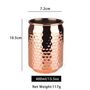 Ensemble cadeau de mugs Mule en cuivre martelé et kit de barware en acier inoxydable dans une boîte noire - Product Image 2