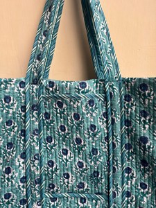 Vente chaude main bloc impression tissu coton matelassé sacs fourre-tout pour dames sacs de voyage sacs de plage - Product Image 4
