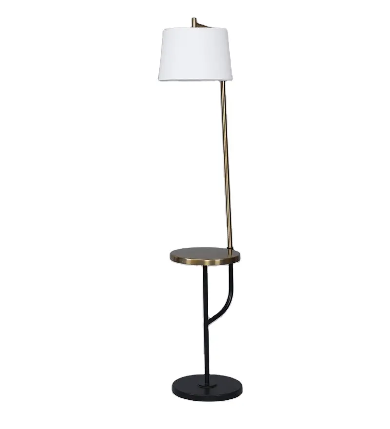 Lampadaire de créateur moderne en métal personnalisable, parfait pour la décoration, fabriqué avec des matériaux de haute qualité pour assurer une longue durée de vie