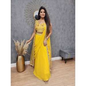 Saree et Koti fantaisie avec broderie pour les fêtes de mariage Tenue de fête élégante - Product Image 2