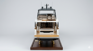 Modèle de bateau Beneteau Grand Trawler 62 (Série Trawler) sur mesure, 36 pouces - Product Image 3