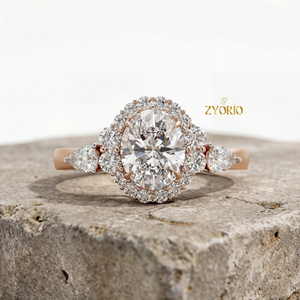 Bague de fiançailles ovale en diamant de laboratoire avec halo, diamant central ovale de 1,08 carat et pierres latérales rondes en forme de poire, en argent 925, pour mariage et fête - Product Image 1