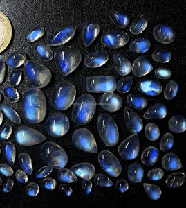 Venta al por mayor lote mejor calidad caliente arcoíris natural piedra lunar cabujón piedras preciosas sueltas mezcla tamaño forma azul fuego piedra lunar joyería - Product Image 3