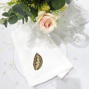 Custom Wholesale Square <b>Cloth</b> Napkin 100% Cotton Full Sizes Embroidered <b>Yellow</b> Leaf Dinner Napkin Washing Hemstitch <b>Table</b> Napkin - Product Image 3