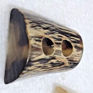 Pure Buffalo Black Horn Alterna las puntas para prendas y otros de la India - Product Image 5