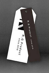 Étiquettes suspendues en papier recyclé noir avec logo personnalisé, étiquettes pour vêtements à double couche - Product Image 3