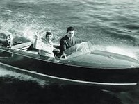 Bateau de plaisance sportif italien Riva Scoiattolo 14 pieds, artisanat ancien et moderne, construit sur mesure, en fibre de verre/bois, moteur hors-bord.