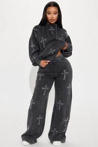 Women's Pink Cross Printed Fleece Hoodie Set Full Sleeve Loose Fit Streetwear Two Piece Outfit All Seasons - Product Image 6