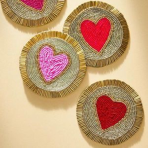 Juego de Posavasos Bordados a Mano de Lujo con Cuentas para Mesas de Café, Comedores y Decoración Elegante del Hogar - Product Image 1