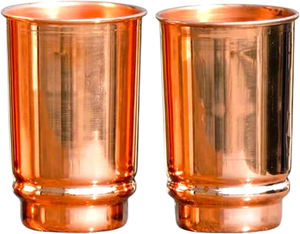 Paquete de 2 Vasos de Cobre Tradicionales Ayurvédicos con Tapa Hermética, Ideales para el Hogar y como Regalo - Product Image 1