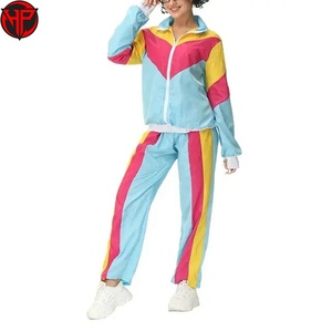 Conjunto Deportivo Impermeable Personalizado para Mujer 2026, Chaqueta Cortavientos con Logotipo y Pantalones Deportivos Reflectantes de Dos Piezas, Venta al Por Mayor - Product Image 2