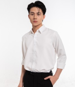 Camiseta de compresión de poliéster personalizada OEM ODM al por mayor desde Vietnam Apparel Processing Services - Product Image 2