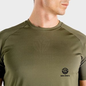 T-shirts de sport pour hommes respirants, sur mesure, en stock, fabriqués dans les meilleurs matériaux, 100% coton, coupe ample, imprimés. - Product Image 6