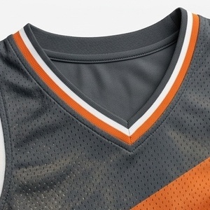 Ensemble d'uniformes de basketball unisexe tendance, orange et gris, sublimé, col en V, sans manches, anti-humidité, coupe athlétique, logo personnalisé - Product Image 5