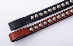 Brida de cuero Premium con banda para cejas con tachuelas Fabricante de India banda para cejas de cuero inglés genuino personalizada - Product Image 2