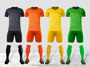 Camisetas de Fútbol Personalizadas de Secado Rápido y Transpirables en Color Amarillo, Uniformes de Fútbol de Última Moda, Bien Hechos - Product Image 6
