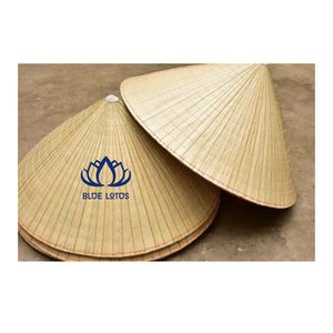 Chapeau traditionnel en gourde sculptée authentique, très demandé |   Artisanat naturel durable pour cadeaux culturels et souvenirs photo - Product Image 1