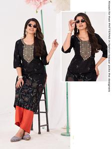Conjunto de Kurti de Rayón Bordado con Dupatta Jacquard, Colección de Ropa India y Pakistaní Hecha a Mano - Product Image 6
