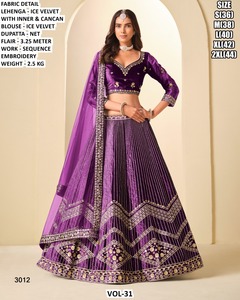 Lehenga Velvet Bloom - Product Image 2