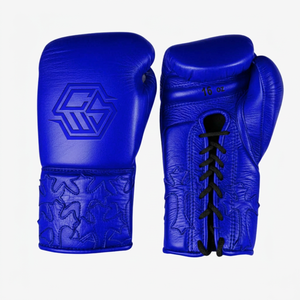 Ensemble de protection de boxe en cuir de vachette bleu : Gants, protège-tête et protège-guêtres 16 oz – Équipement d'entraînement personnalisé pour la boxe et le sparring - Product Image 2