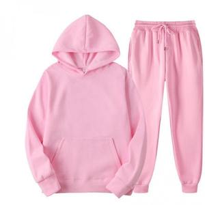 Conjunto de chándal de forro polar personalizado con estampado gráfico, chándales al por mayor para ropa urbana estadounidense, pedido al por mayor de fábrica - Product Image 1