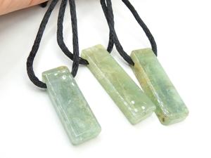 Pendentif Aquamarine taillé latéralement, Pierre précieuse naturelle, poli lisse, forme fantaisie, fait main, cabochon de pierre brute, 35-45MM de long pour - Product Image 4