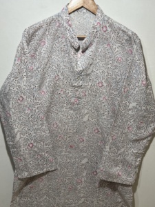 ชุดคุรตะสไตล์ชาติพันธุ์คลาสสิกสำหรับผู้ชาย |   ผ้าฝ้าย 100% แขนยาว |   ชุดคุร์ตะลายดอกพิมพ์บล็อกแบบยาว - Product Image 5