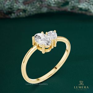 Anillo de Dos Piedras Estilo Toi Et Moi, con Diamantes Cultivados en Laboratorio, en Oro Amarillo, Forma de Pera y Óvalo, para Mujer - Product Image 5