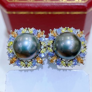 Boucle d'oreille en argent 925 de style français, perle verte paon et noire, 10-11 mm, perles naturelles presque parfaites - Product Image 1