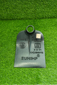 จอบ SUNIMP 1.6 กก. แบบอินเดียตะวันตก – จอบสำหรับงานเกษตรหนัก พร้อมโลโก้แบรนด์ Alligator - Product Image 3