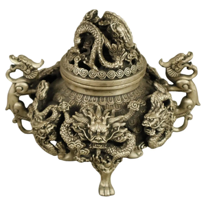 Brûleur d'encens religieux de luxe fait main et écologique Bakhoor en métal, conçu pour une expérience olfactive haut de gamme à la maison - Product Image 1