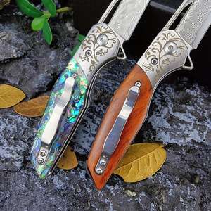 Couteau de poche pliant multifonctionnel haut de gamme en acier Damas avec manche en plastique et étui en cuir pour camping en extérieur – Garantie 1 an - Product Image 2