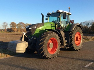 Tracteur agricole Fendt 75 CV avec inspection par rapport et vidéo, 0-2000 heures de fonctionnement - Product Image 6