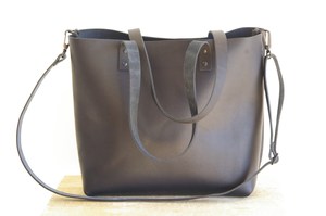 Sac à main carré artisanal en cuir véritable, élégant pour femmes, idéal pour le bureau, le travail, les voyages, les occasions décontractées et le shopping - Product Image 5
