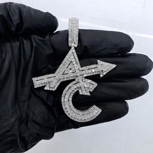 Pendentif personnalisé en or blanc 14 carats plaqué or avec lettre, serti d'un moissanite véritable rond de 2,80 carats, cadeau hip-hop pour femme - Product Image 5